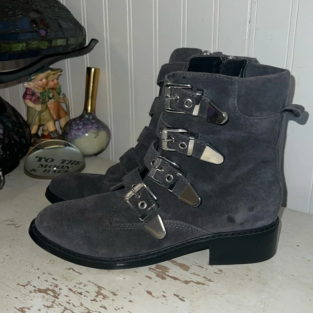 NWT Marc Fisher LTD Diante Booties Grey Suede. 7.5 buckle
